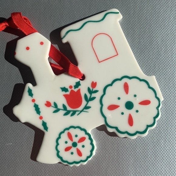 Vintage Russ Ceramic train car choo Cho holiday Christmas tree ornament - Picture 4 of 4